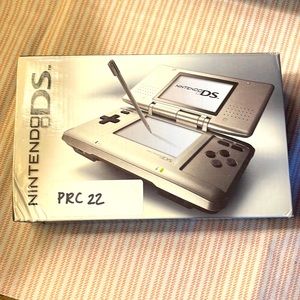 Nintendo DS NWT